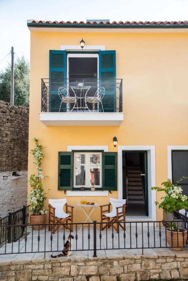 Maisonette Elena Longos  Luaran gambar